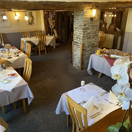 De L'an 1600 Hotel 3*